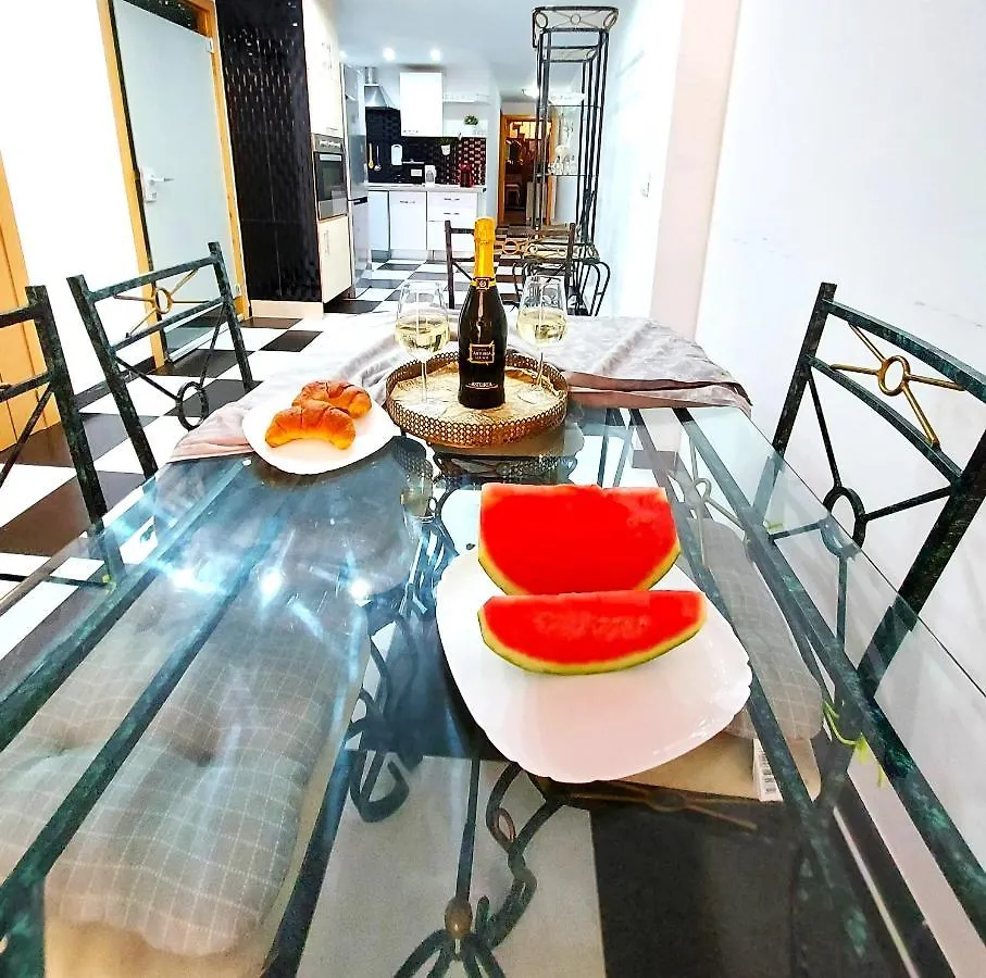 Holiday home Elegant 3 Bedrooms, Wifi Free Costa Adeje